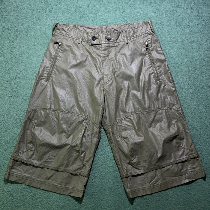 Вінтажні ваксовані шорти Nike Swoosh 2001