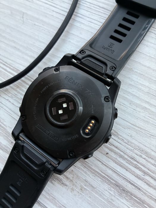 Garmin Fenix 7X sapphire solar