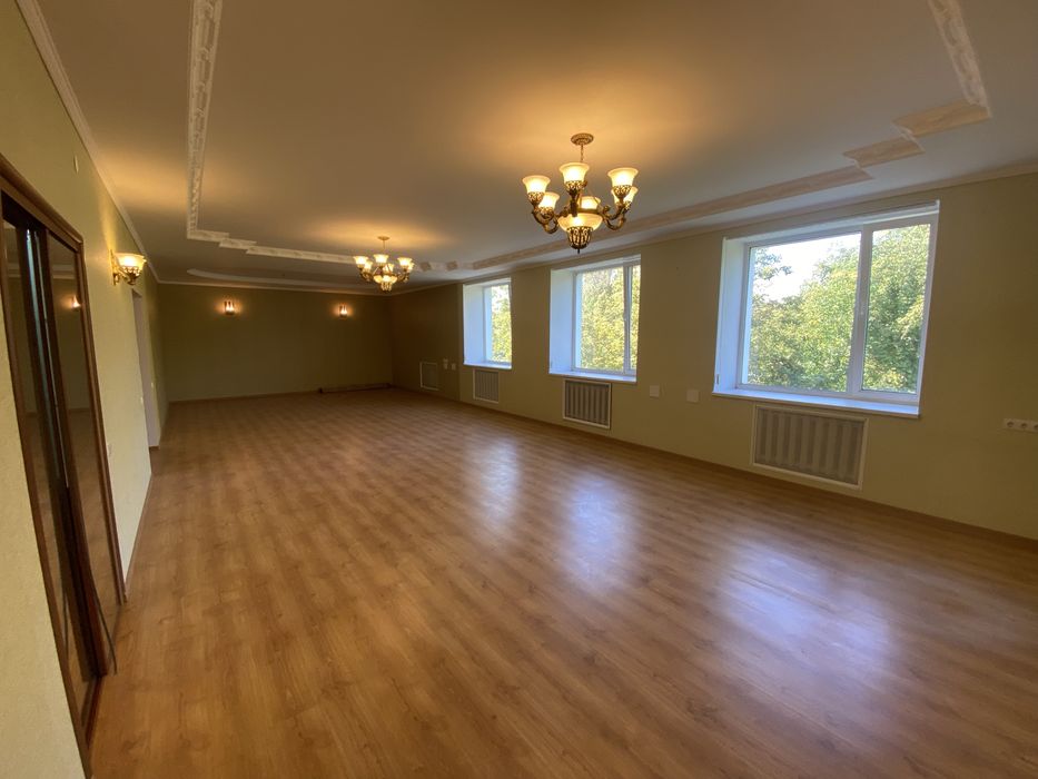 Здам приміщення під будь , яку справу !