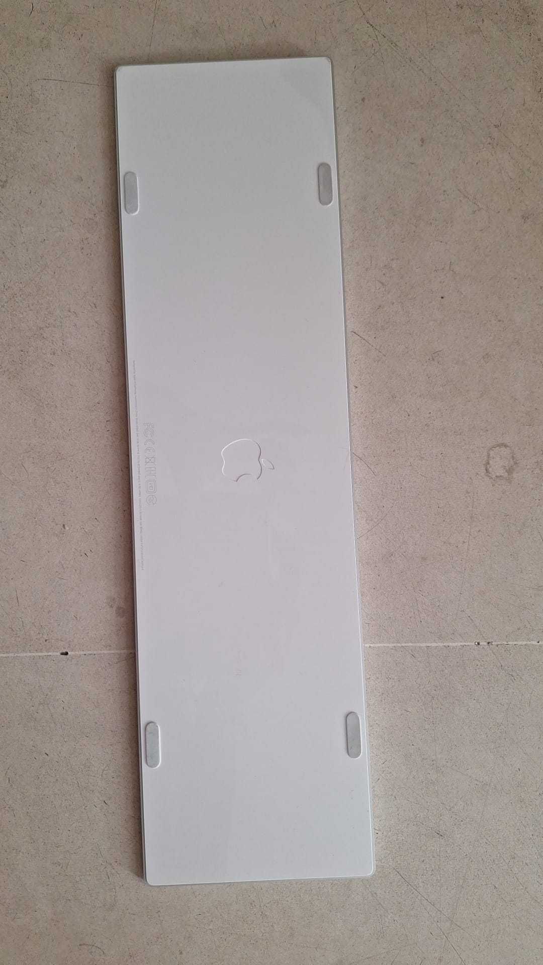 Teclado Aple - Magic keyboard modelo a1843