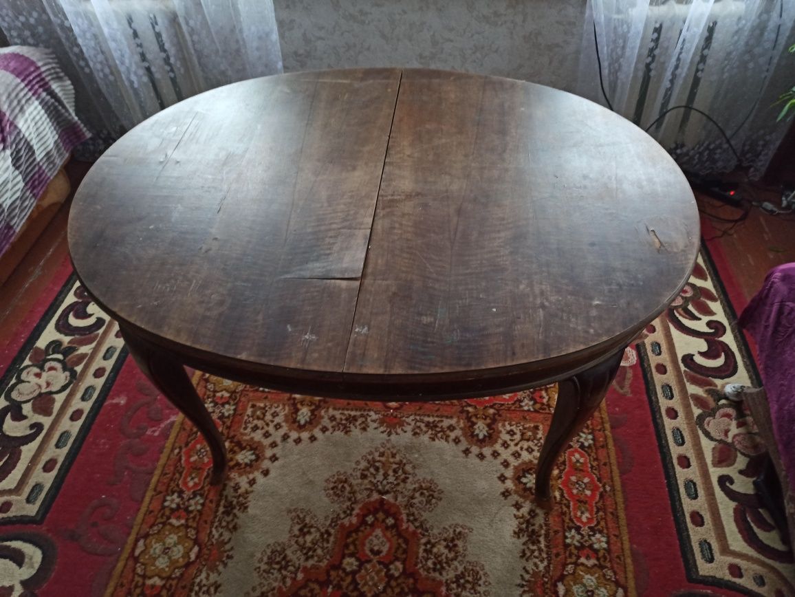 Обеденный стол под реставрацию