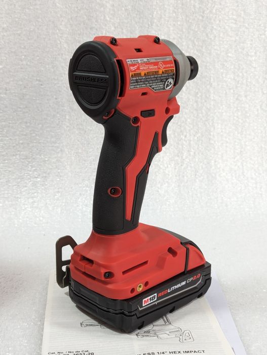 Milwaukee M18 3650-21 Безщітковий гайковерт імпакт