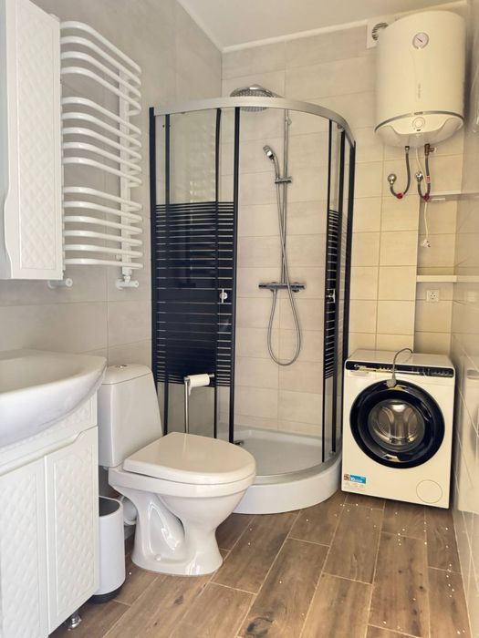 здається в оренду квартира-студія біля ЗУНУ