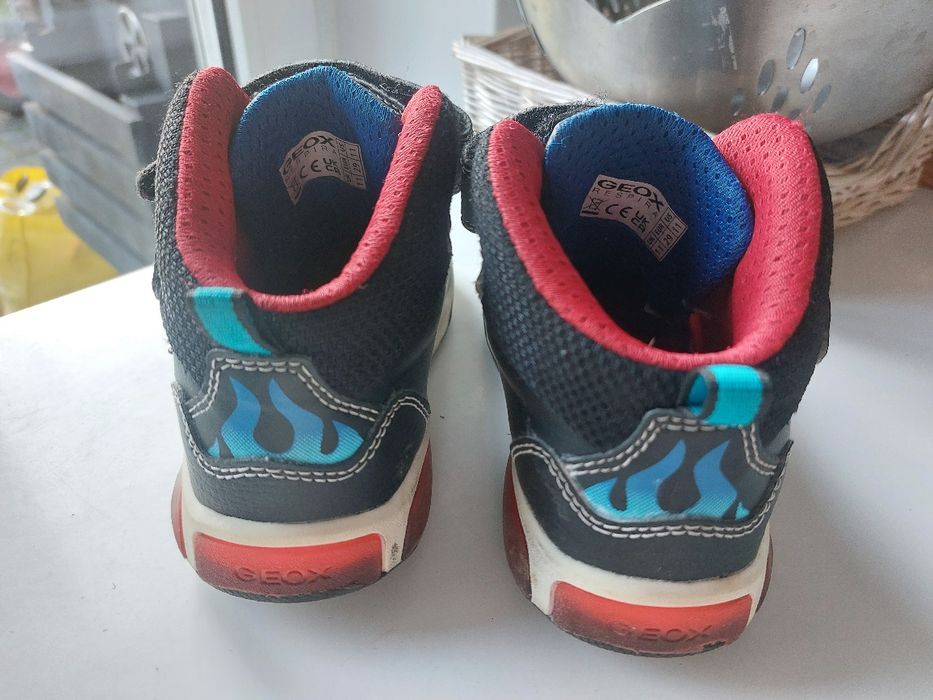 Buty sneakersy Geox r. 28