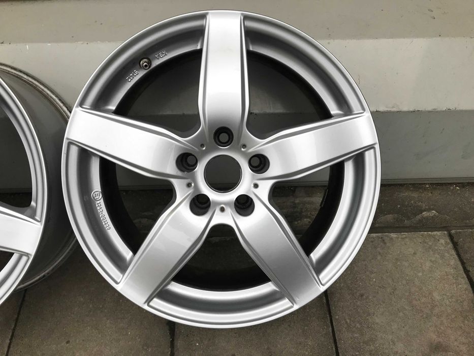 Felgi VW Golf Passat Caddy Octavia Altea Audi A5 A4 7,5Jx17 ET27 5x112