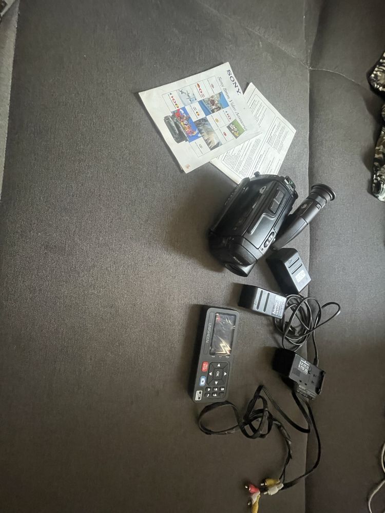 Sony handycam ccs-tr202e