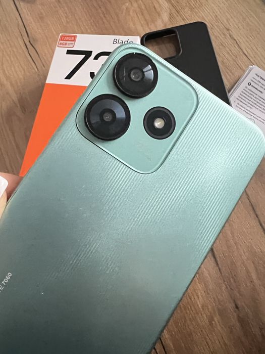 Телефон ZTE Blaide A73