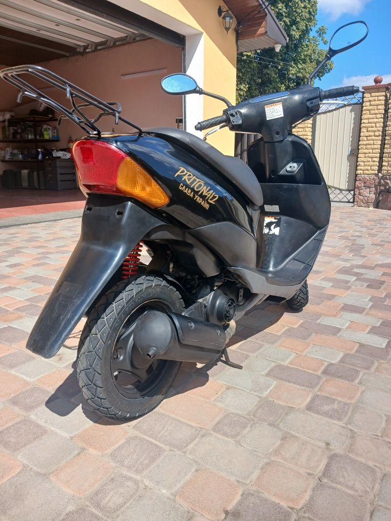 Продам Suzuki lets 2