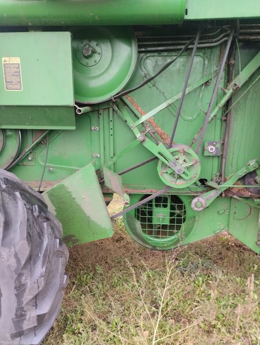 Продам комбайн Джон дір 942