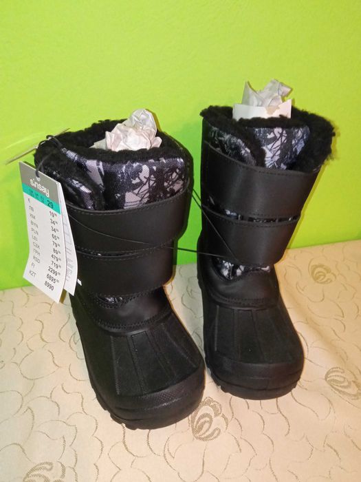 buty dziecięce zimowe ocieplane wodoodporne śniegowce 29 Sinsay NOWE