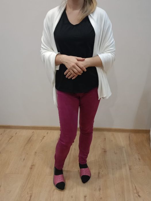 Duży szal ślubny ecru dzianinowy