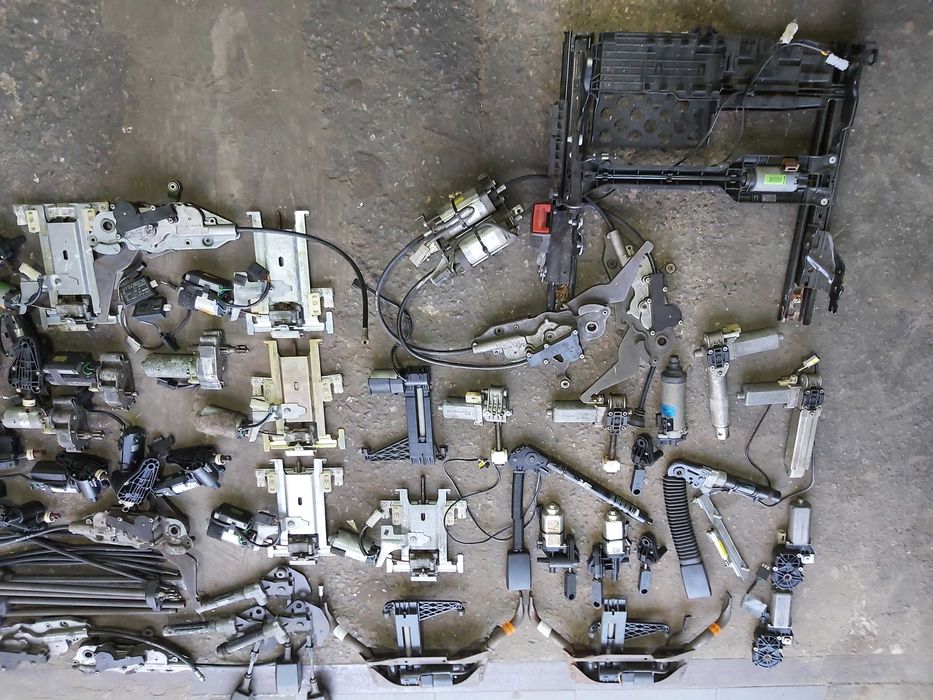 Моторы редукторы к электро сиденьям бмв е 39.38 G 30.