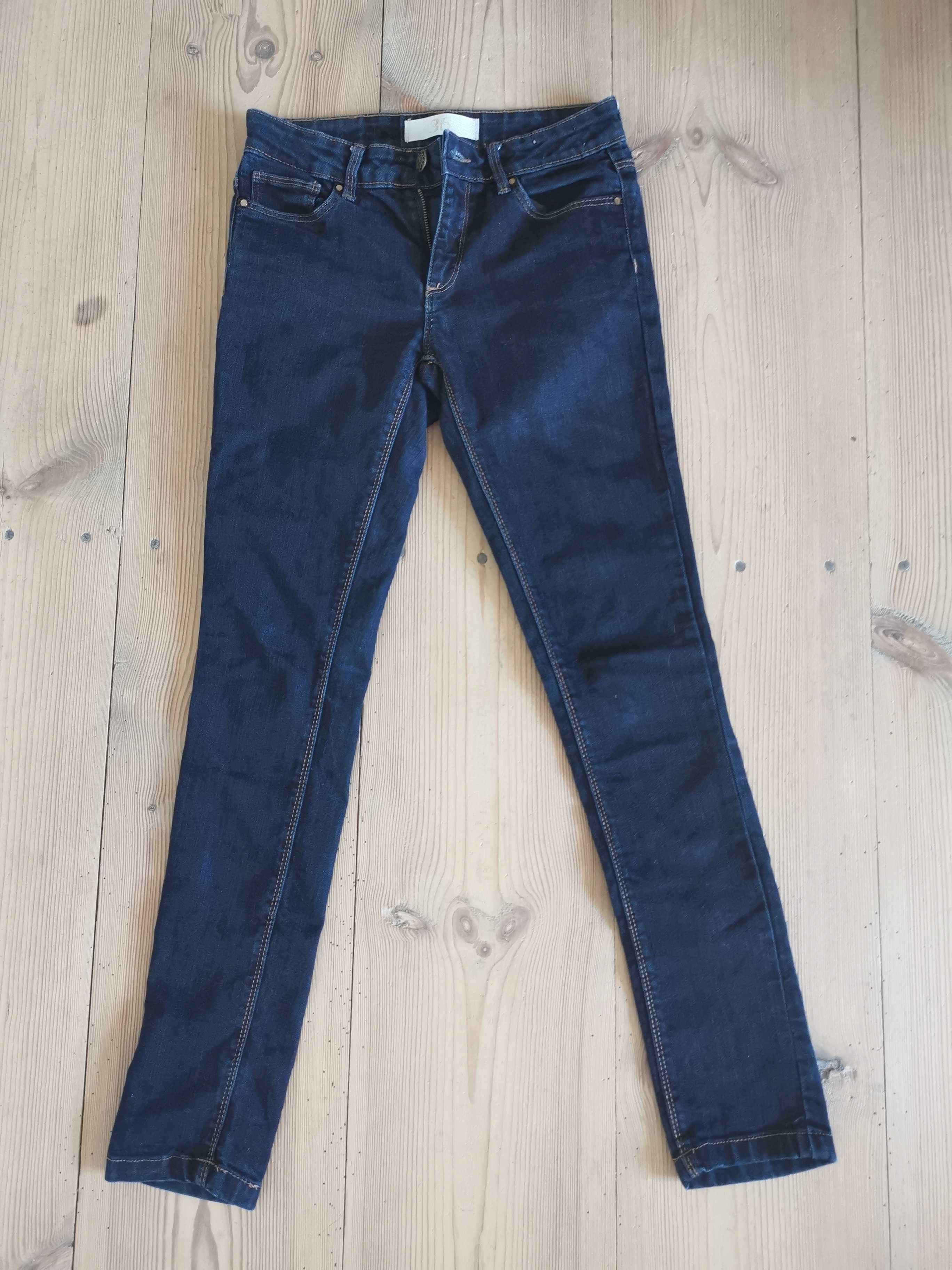 Granatowe jeansy slim fit