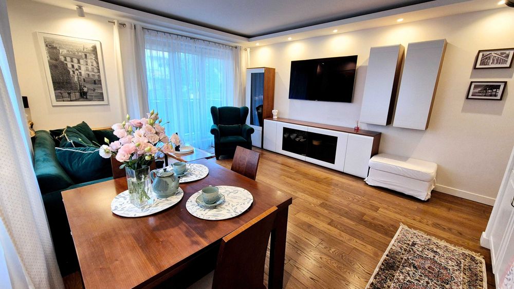 3 pokojowe, umeblowane, metro Kabaty, szybki internet, garaż, balkon