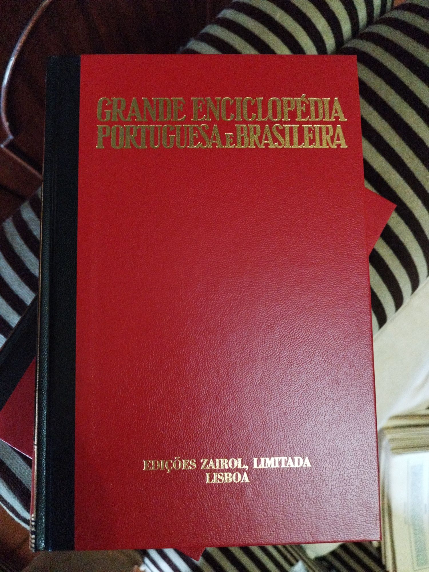 Grande Enciclopédia Portuguesa Brasileira - COMPLETA