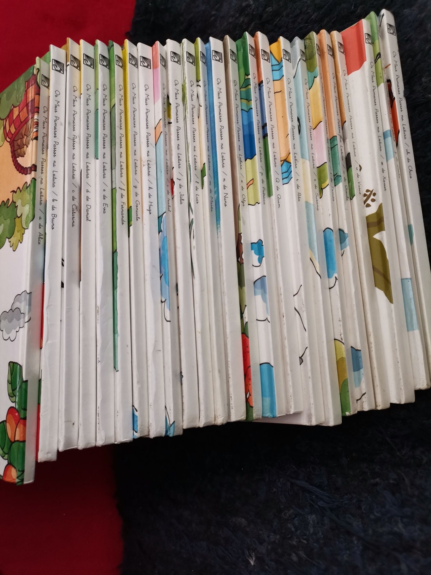 Livros didáticos infantis