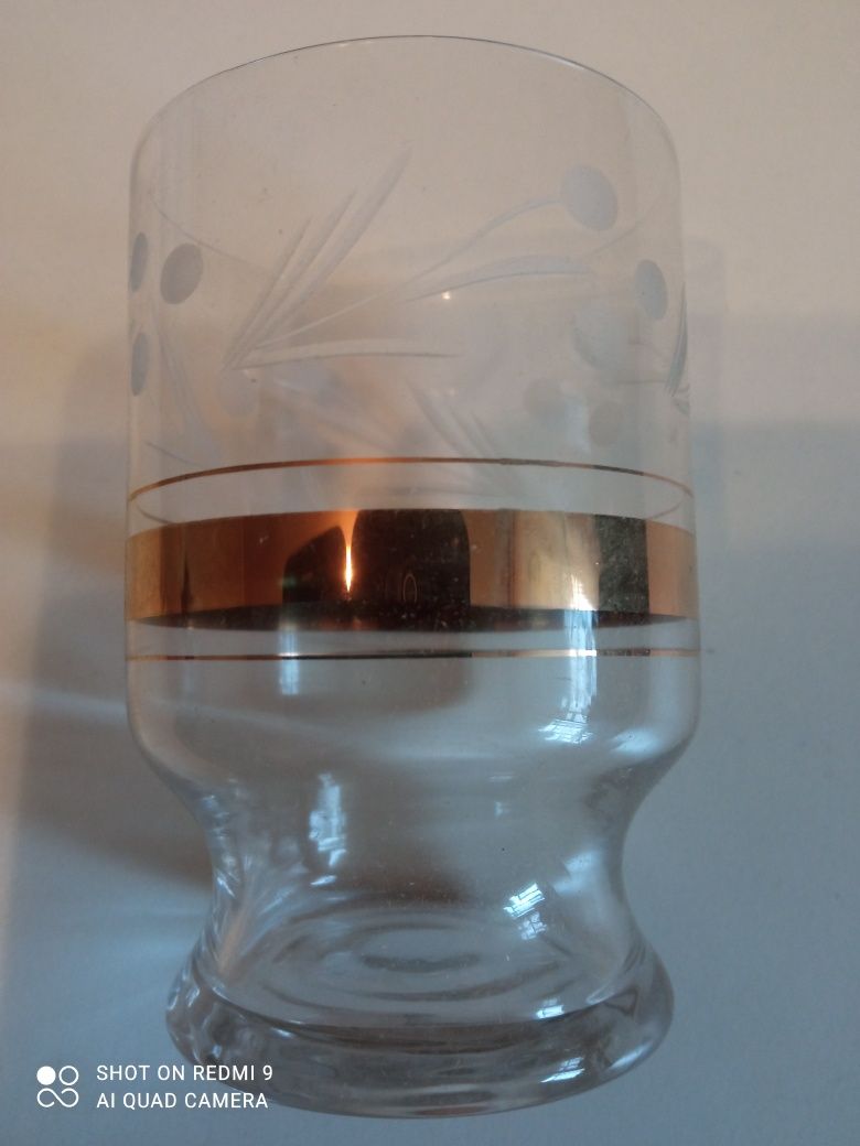 Стеклянные стаканы с позолотой и с орнаментом СССР.