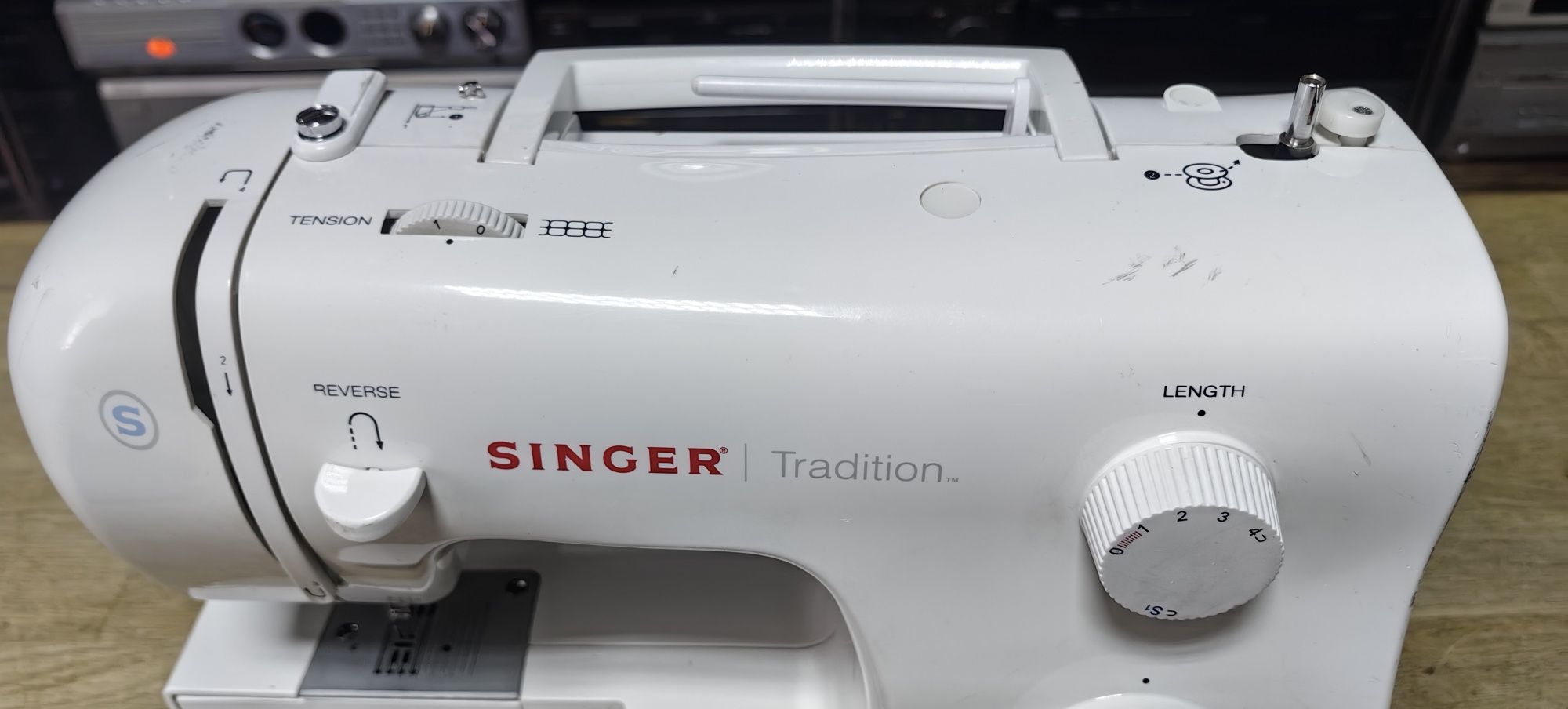 Швейна машинка Singer 2259