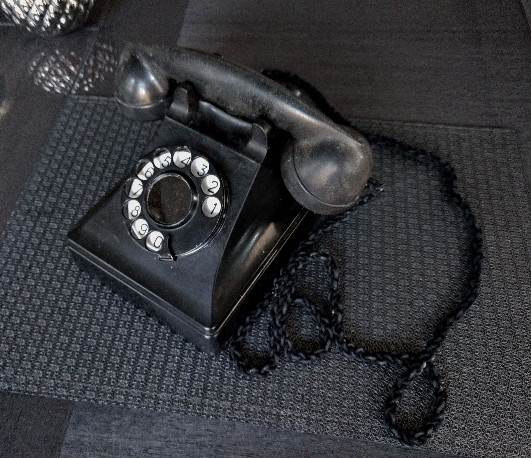 Telefon stary antyk ebonit retro klasyk bakielit vintage gadżet