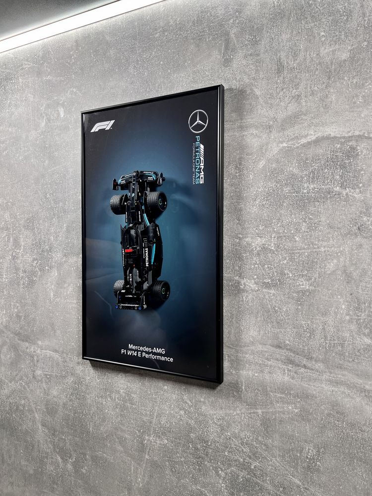 Фірмовий Тримач На стіну для лего мерседес амг 42165 LEGO Technic