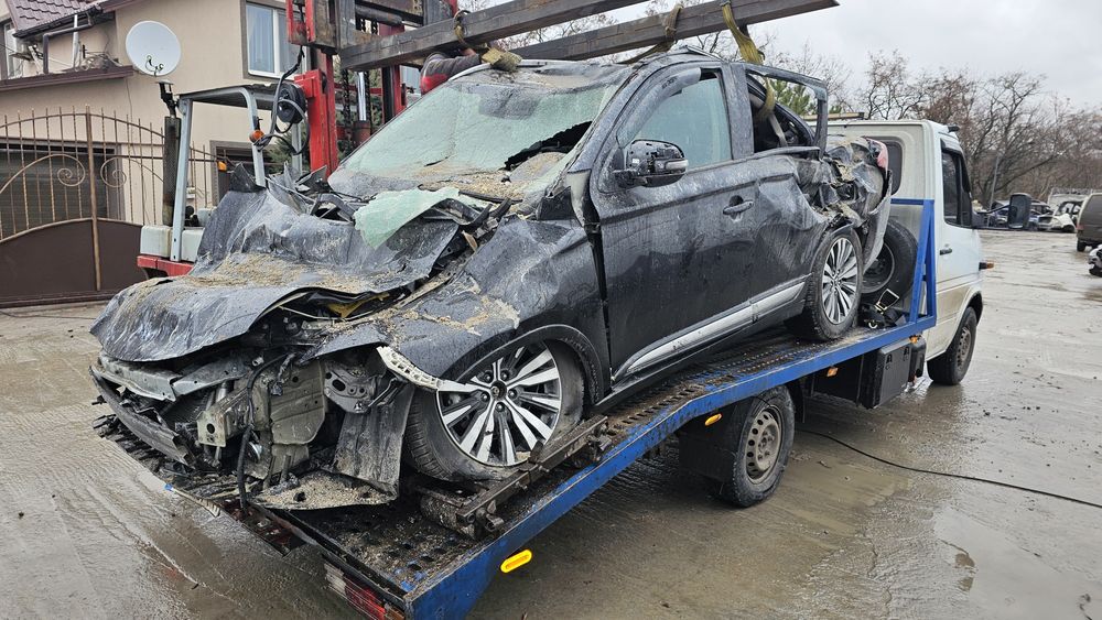 Запчасти mitsubishi outlander 2019 2020 2021 2023
