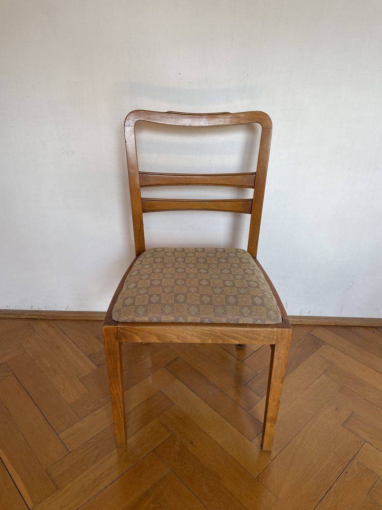 Krzesło dębowe vintage lata 60.