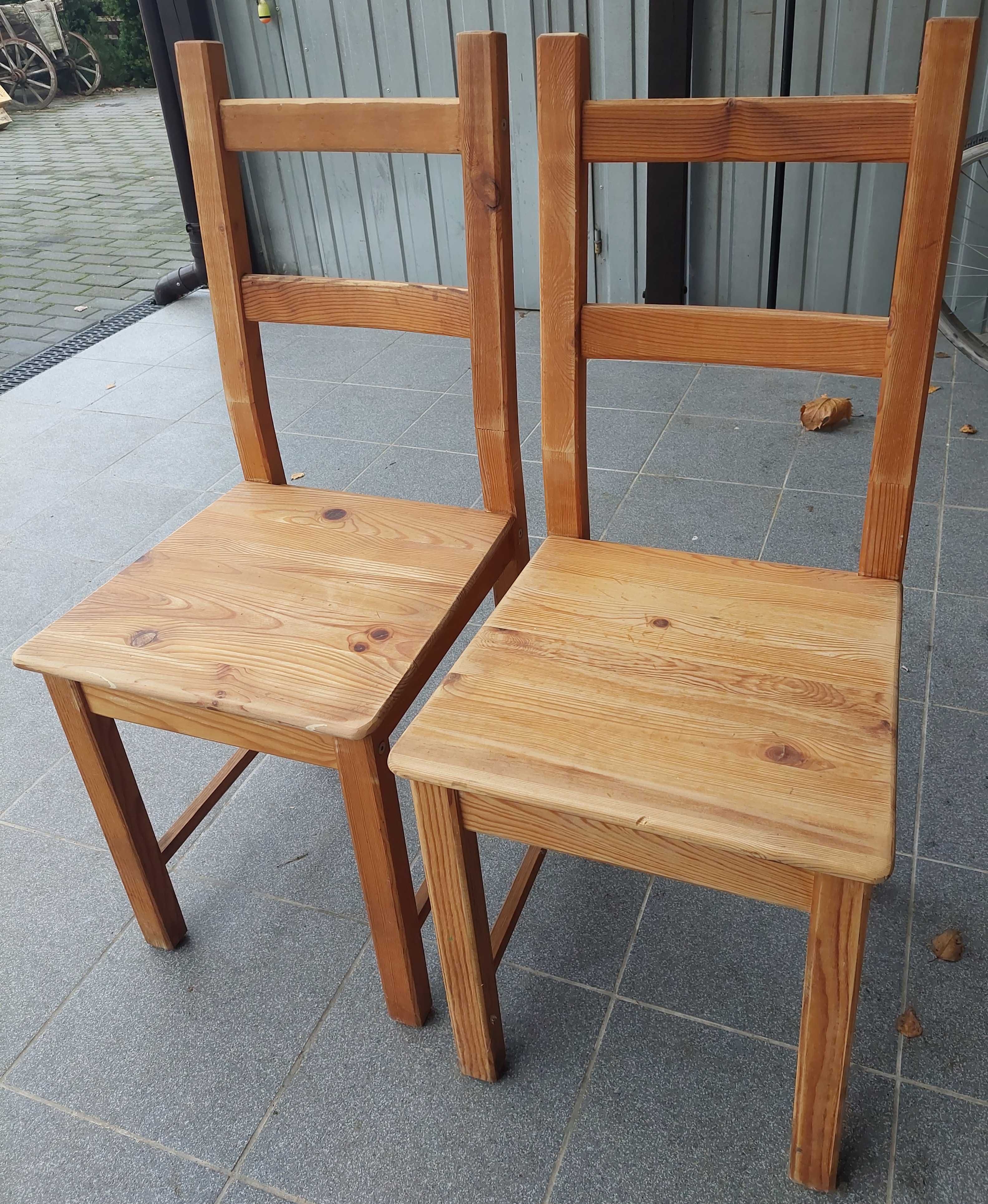 Krzesła sosnowe 2 sztuki do małej renowacji