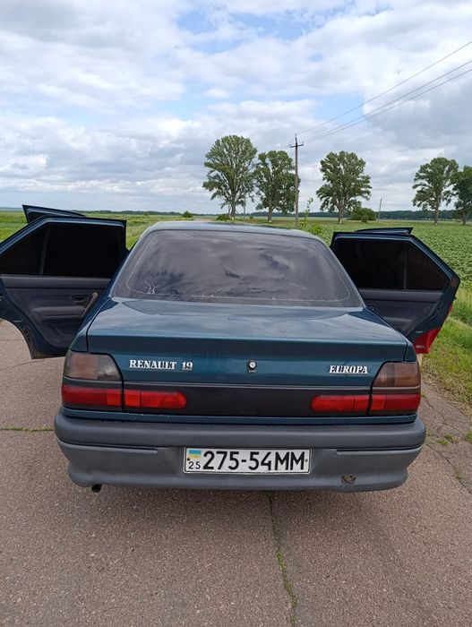 Продам Рено 19 (1998р.)