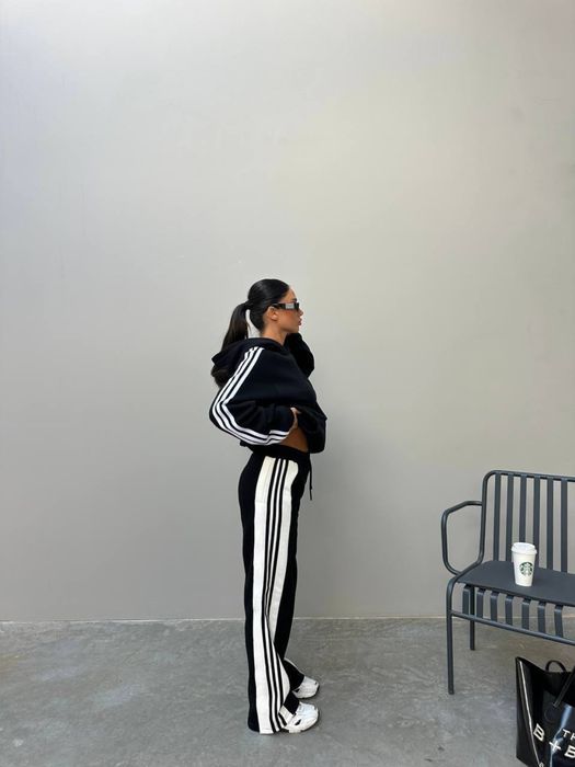 Жіночий теплий костюм/2