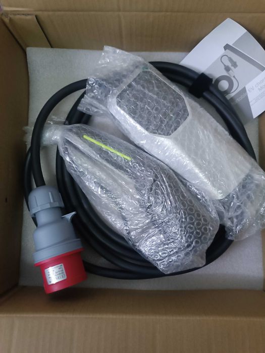 Carregador de carro elétrico EV type 2 - tipo 2 - 11kW - 16A trifásico