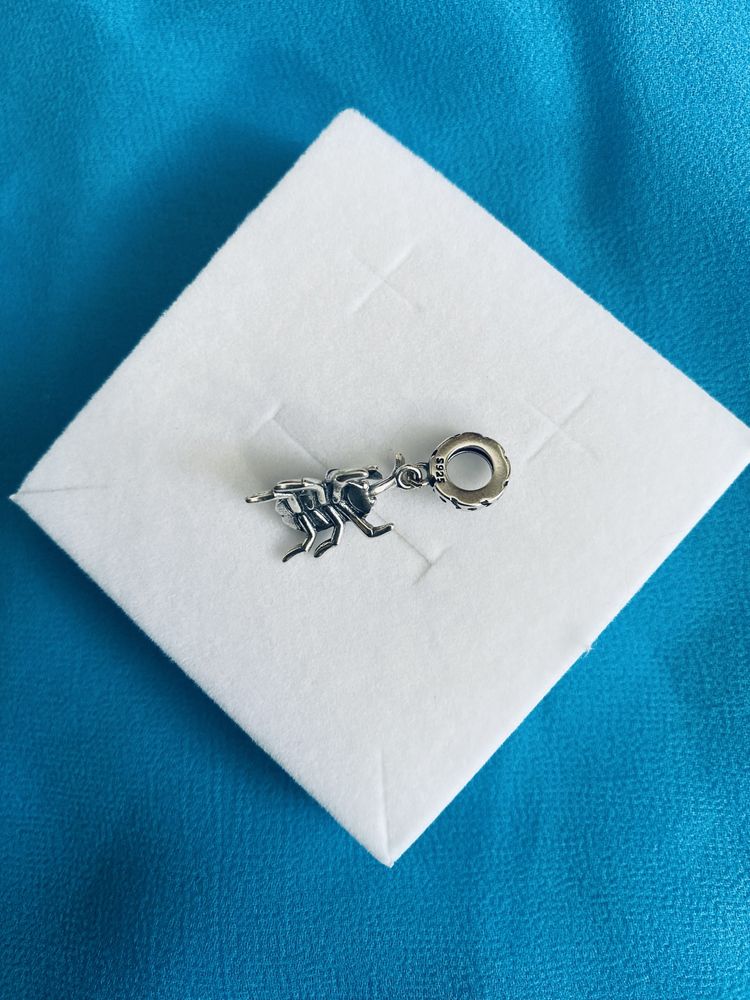 nowa unikatowa zawieszka charms beads potężny skarabeusz srebro 925