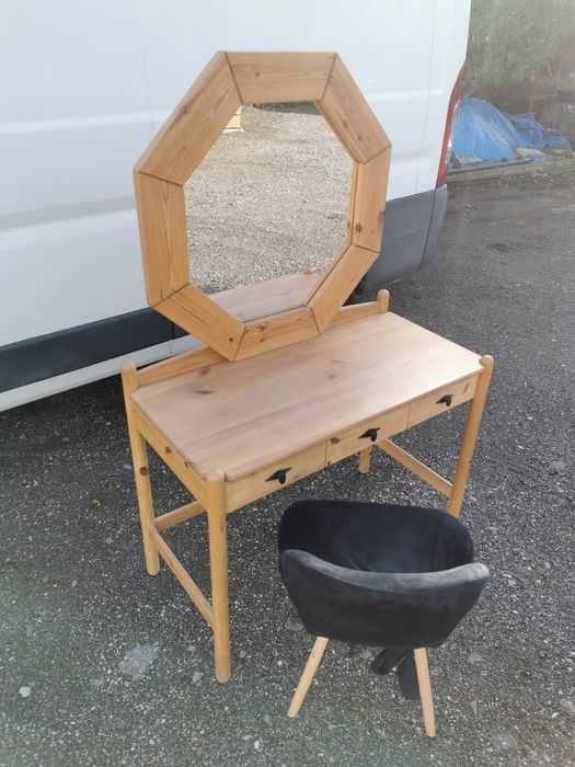 Toaletka stolik lustro krzesło drewniane