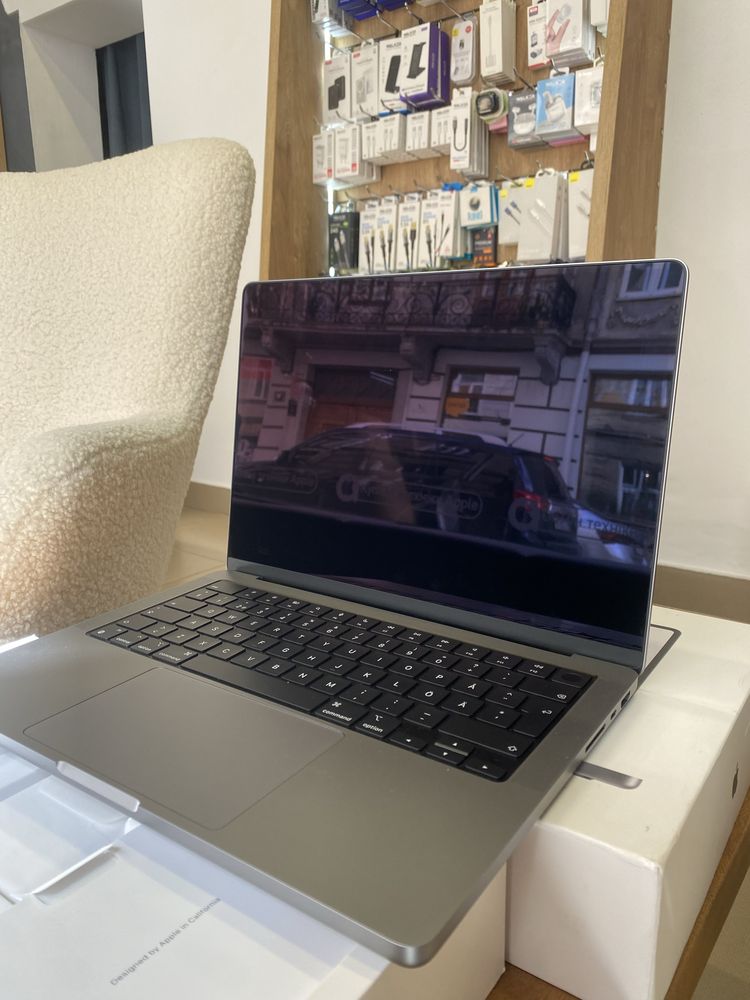 Ноутбук MacBook Pro 14" M1 Pro 16/512 8CPU/14GPU Space Gray(MKGP3)2021