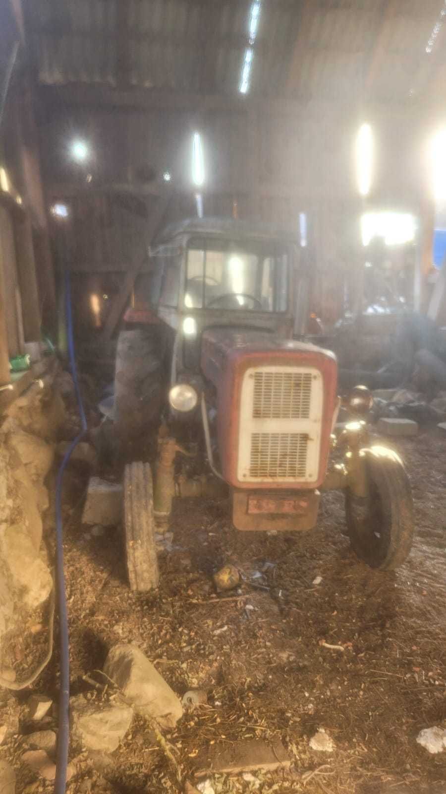 Ursus C-360 ciągnik