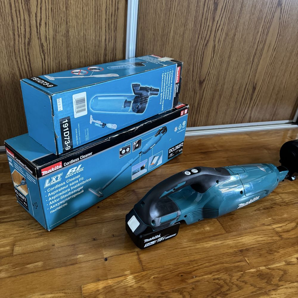 Пилосос Makita DCL282FZ + циклон 191D73-9 + пилосмок настінний тримач