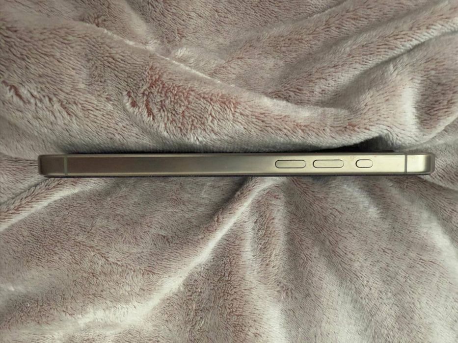 Iphone 15 pro max 256 gb e-sim