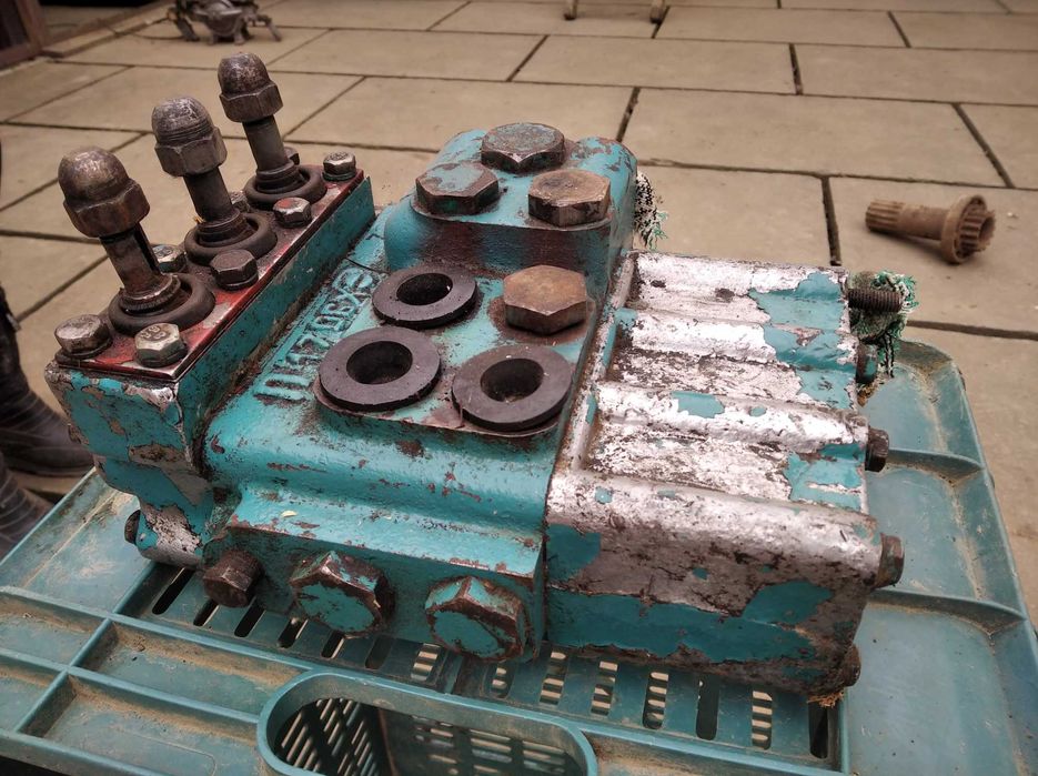 Розпредилитель гідравліки ЕО2621