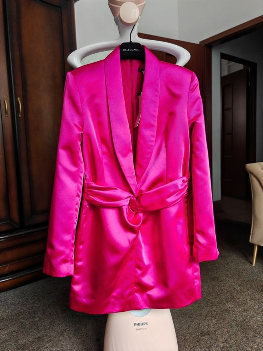 Nowa satynowa sukienka elegancka marynarka blezer fuksja zara