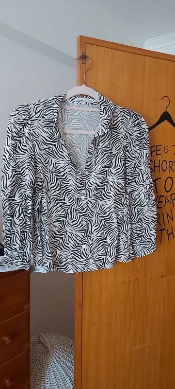 blusas / camisas de meia estação / meia manga - ver fotos e descrição