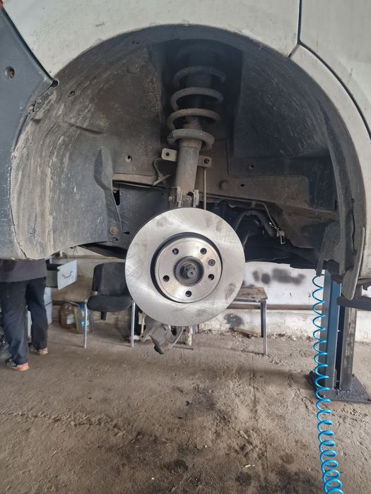 Продается рено трафик 2.5 2005 года Обмен