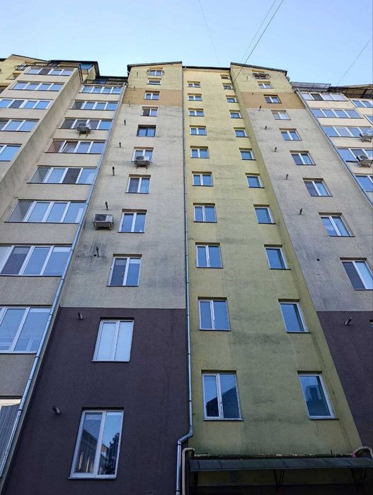 Продаж 2 кімнатної квартири в самому центрі міста