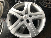 Легкосплавные диски R17 5*108 8J ET45 на Ford Kuga