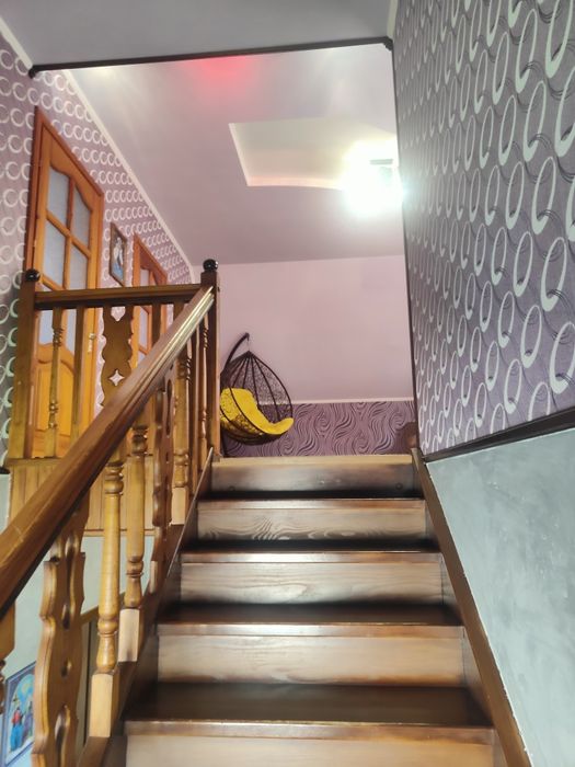 Продається двоповерховий будинок у місті васильків