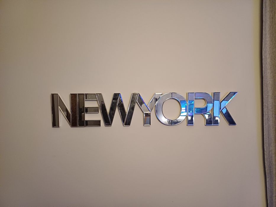 Letreiro em Espelho New York