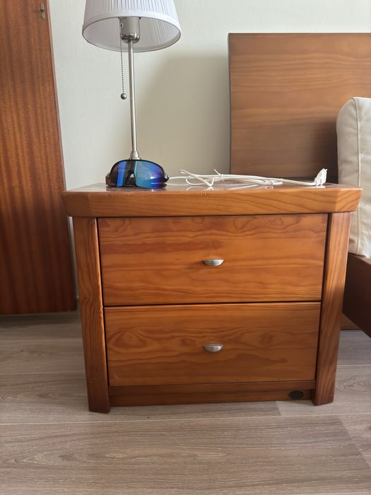 Conjunto em Madeira Maciça (podem ser vendidos separadamente)