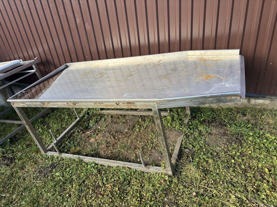 Стол колбасныйдля шарица