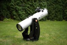Teleskop Celestron z systemem StarSense Explorer DX 8" Dobson