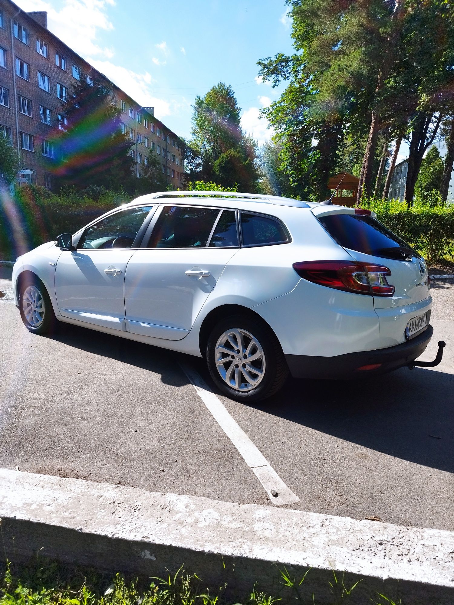 Продам СВІЖО ПРИГНАНИЙ Меган 3 2014року