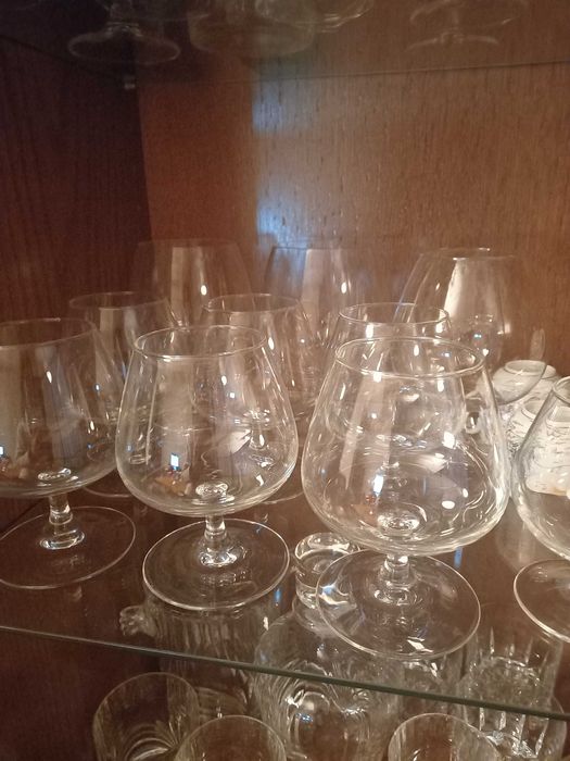 Vendo conjunto de copos de balão, 3 grandes, 6 médios e um pequeno