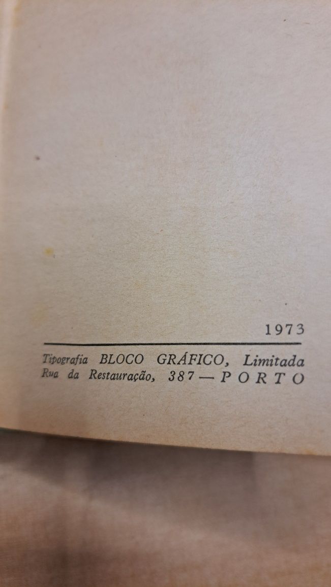 Dicionário Porto Editora - português ingles Edição  1972